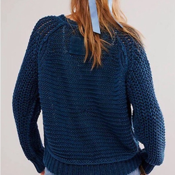 WE THE FREE MAJOLICA BLUE ESSENTIAL KNIT LINEN CREW SWEATER HEIRLOOM COLLECTION - Picture 3 of 9